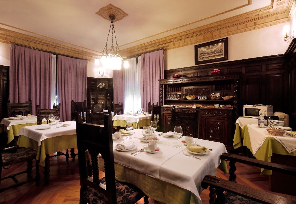 Palacio Arias Navia Εστιατόριο φωτογραφία